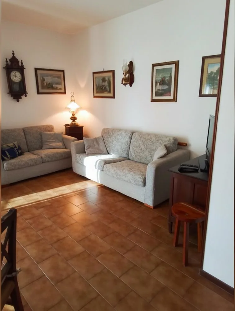 Casa Marche, 